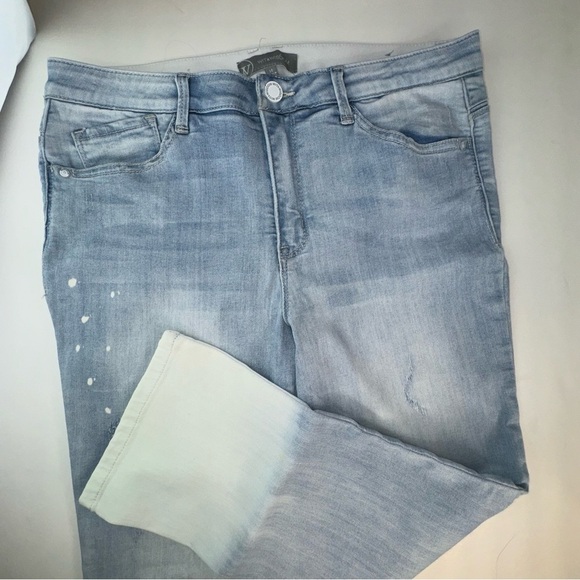 Wit & Wisdom Ab’Solution High Waist Dipped Girlfriend Jeans - Picture 6 of 17